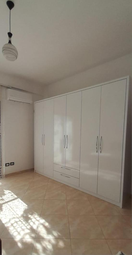 Casa Intera La Paghi Come Una Camera The Home With The Price Of A Room ドゥラス エクステリア 写真